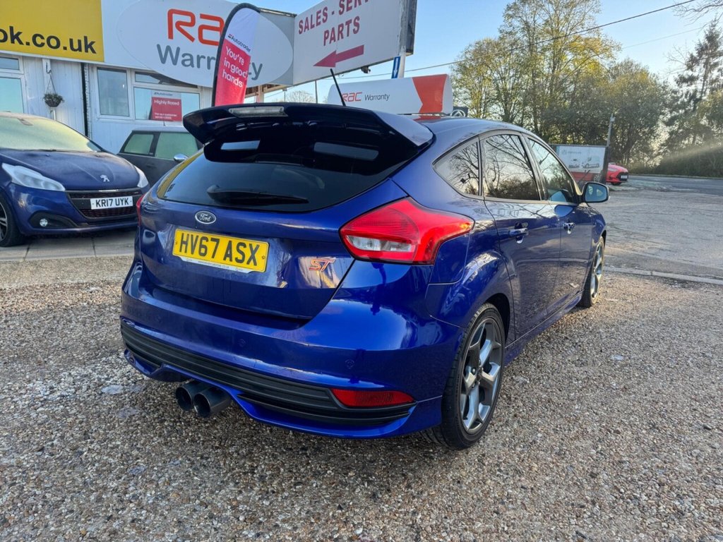 Used Ford Focus 2017 for sale - 76711274: Photo 5