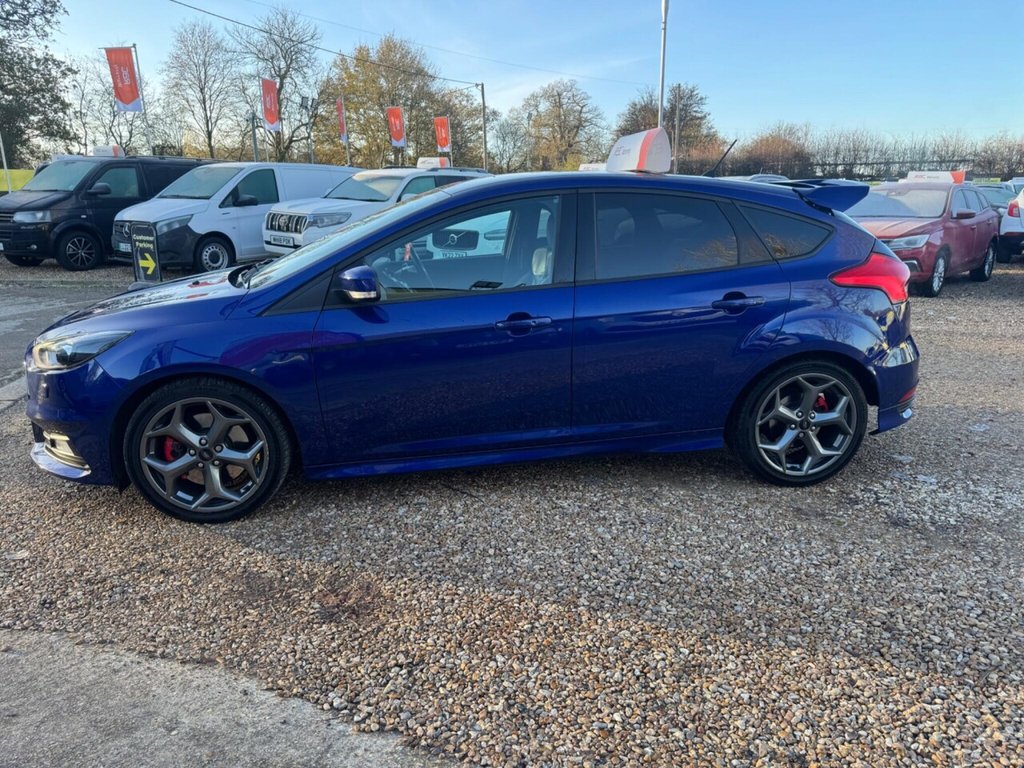 Used Ford Focus 2017 for sale - 76711274: Photo 8