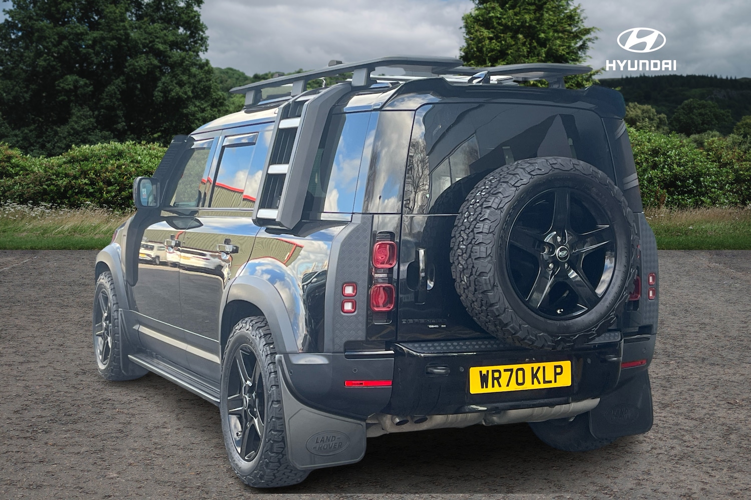 Used Land Rover Defender 2020 for sale - 77916002: Photo 2