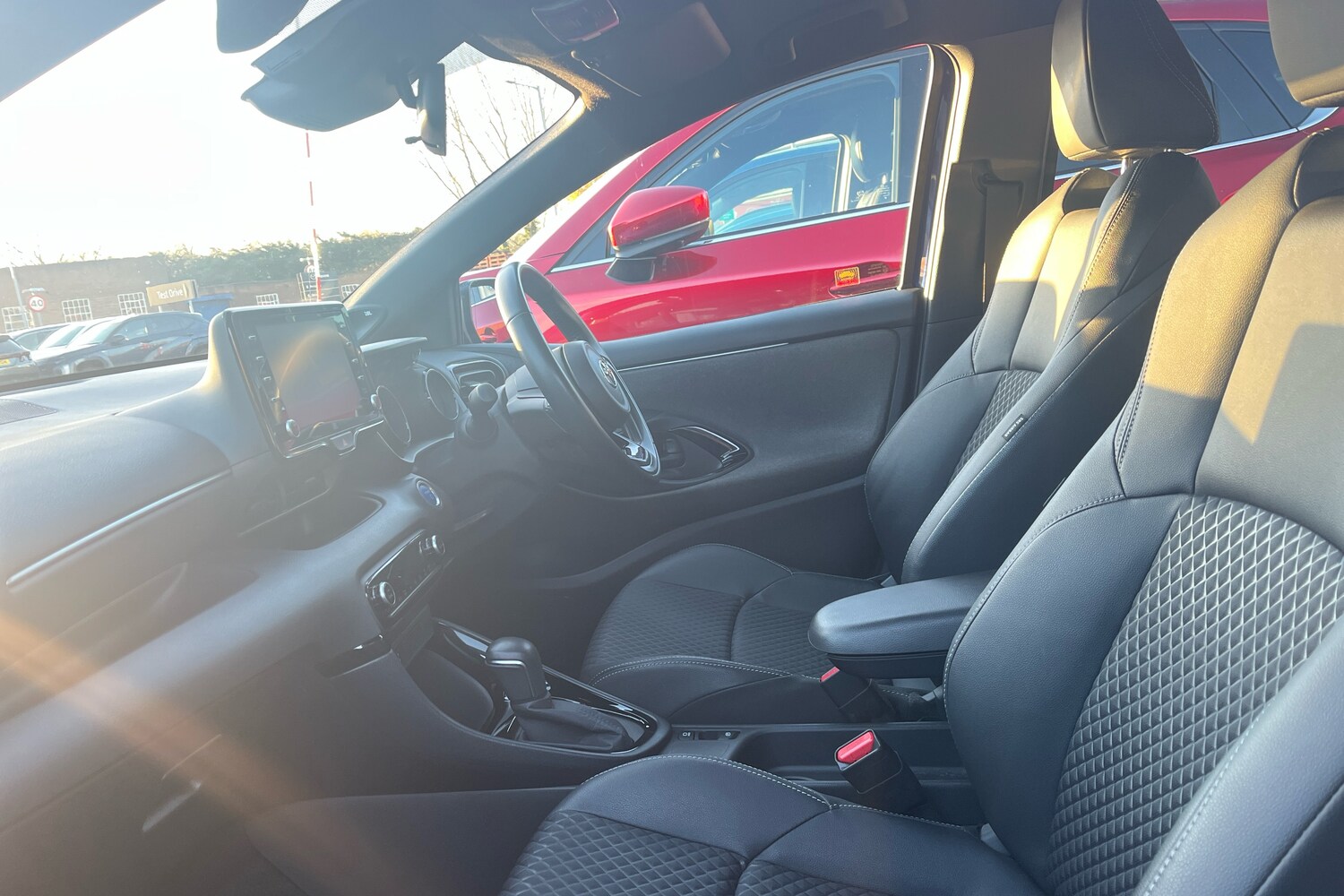 Used Toyota Yaris 2021 for sale - 76681300: Photo 6