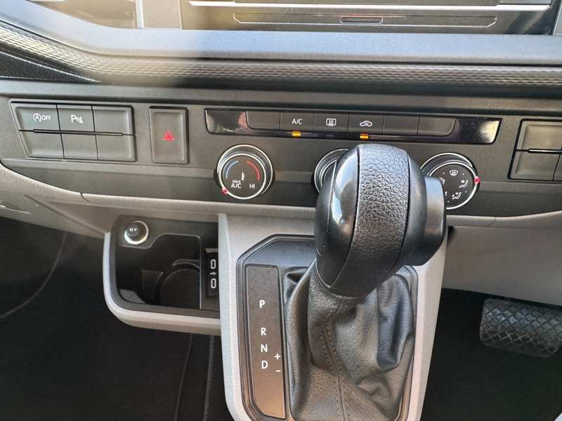 Used Volkswagen Transporter 2020 for sale - 76896654: Photo 2