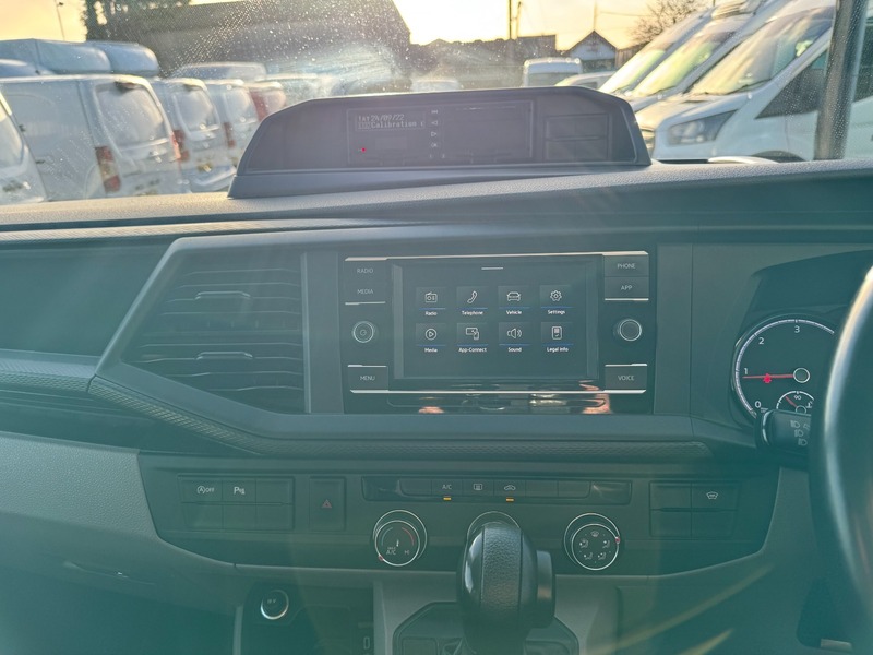 Used Volkswagen Transporter 2020 for sale - 76896654: Photo 3