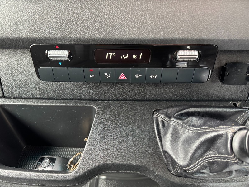 Used Mercedes-Benz Sprinter 2021 for sale - 76418071: Photo 2