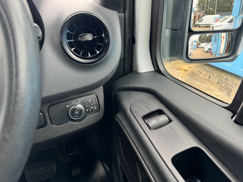 Used Mercedes-Benz Sprinter 2023 for sale - 78069638: Photo 10