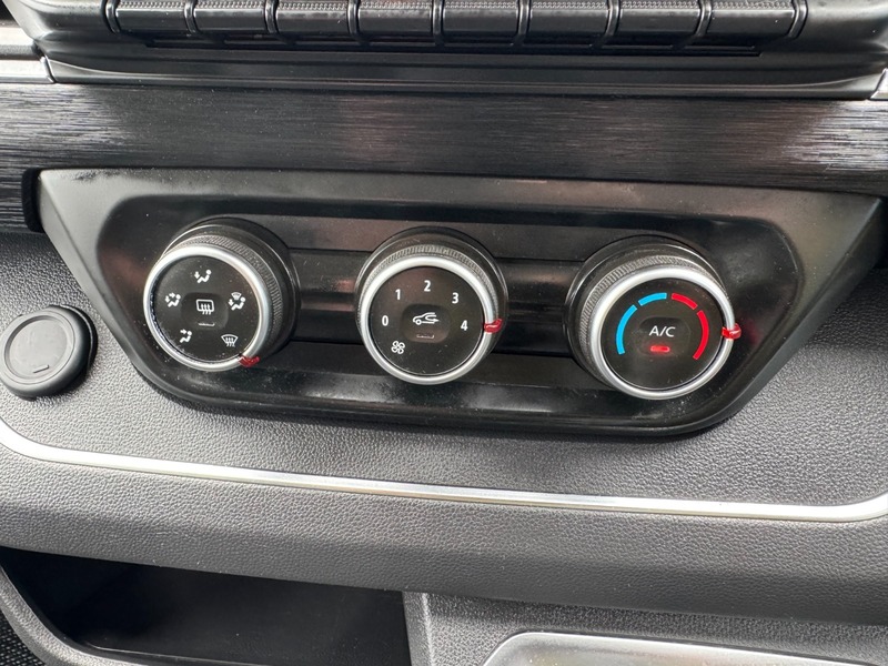 Used Renault Trafic 2022 for sale - 78069646: Photo 2