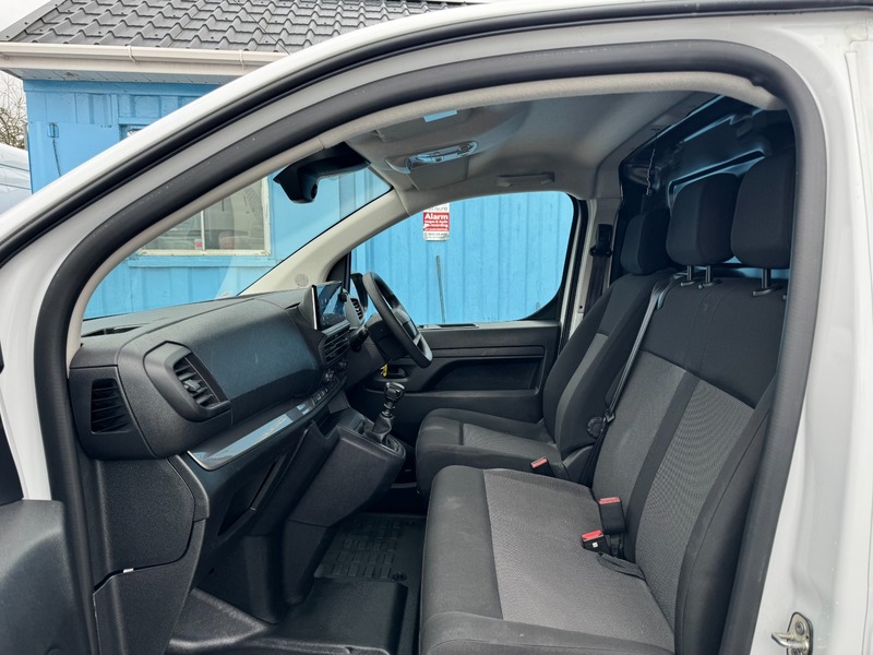 Used Vauxhall Vivaro 2024 for sale - 77937504: Photo 11