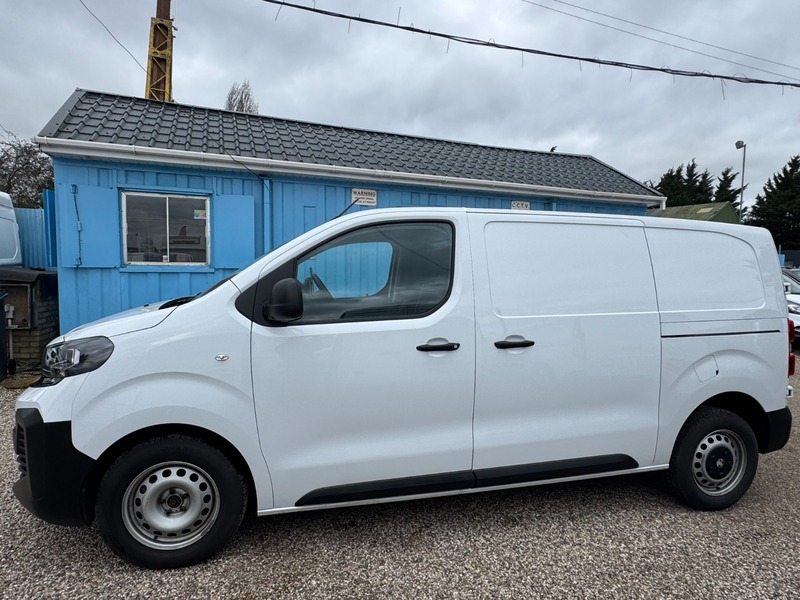 Used Vauxhall Vivaro 2024 for sale - 77937504: Photo 7