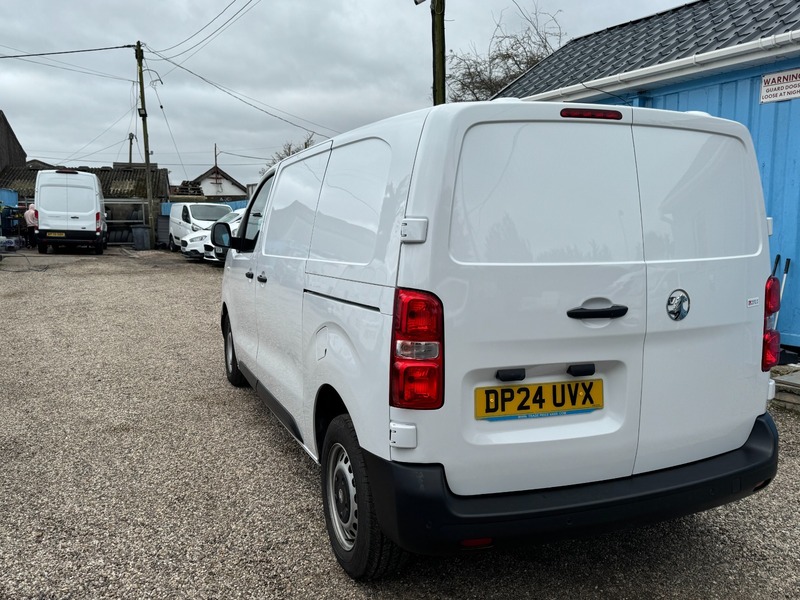 Used Vauxhall Vivaro 2024 for sale - 77937504: Photo 8