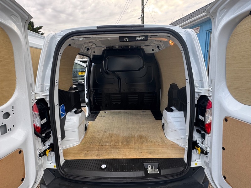 Used Ford Transit Courier 2022 for sale - 76482629: Photo 16