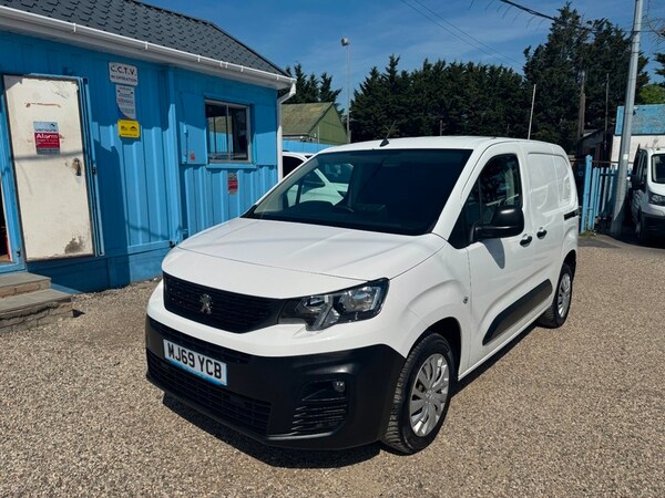 Used Peugeot Partner 2020 for sale - 74649360: Photo 11