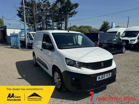 Used Peugeot Partner 2020 for sale - 74649360: Photo 1