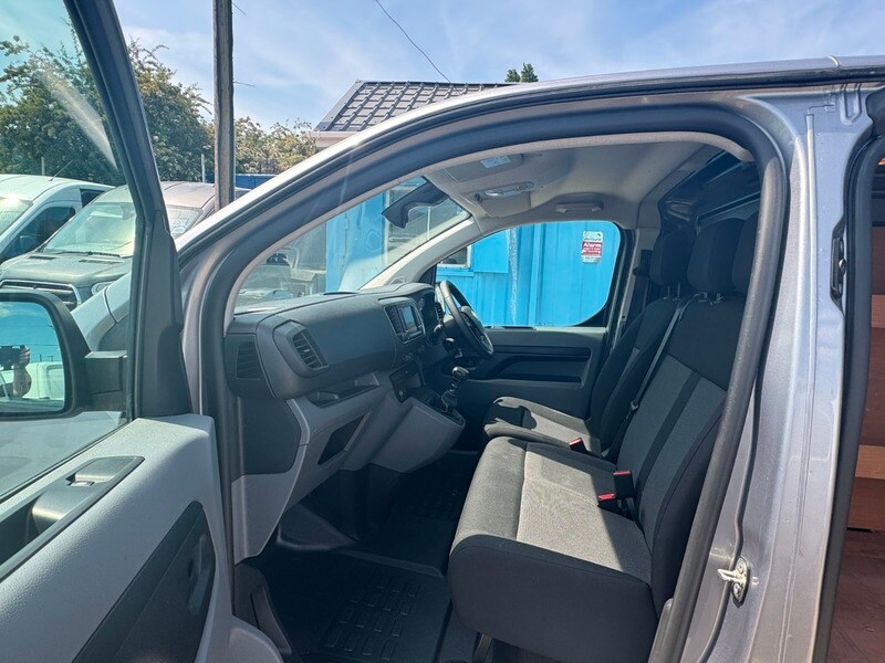 Used Vauxhall Vivaro 2022 for sale - 76119406: Photo 8