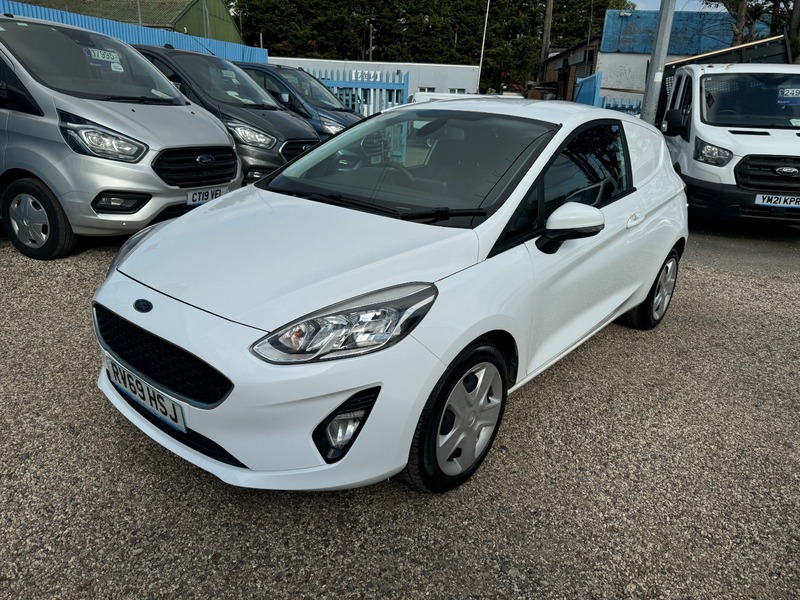 Used Ford Fiesta 2020 for sale - 77277010: Photo 2