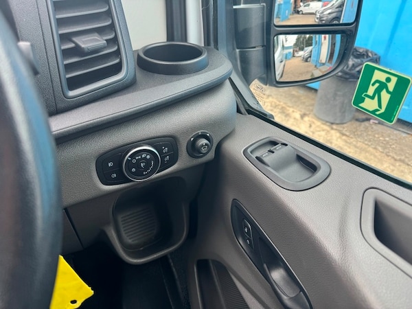 Used Ford Transit 2019 for sale - 76081490: Photo 8