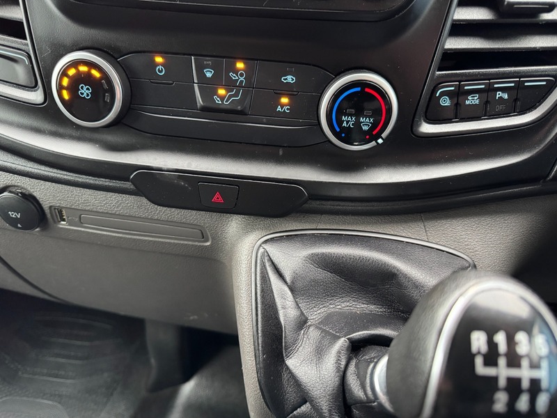 Used Ford Transit Custom 2021 for sale - 77494410: Photo 2