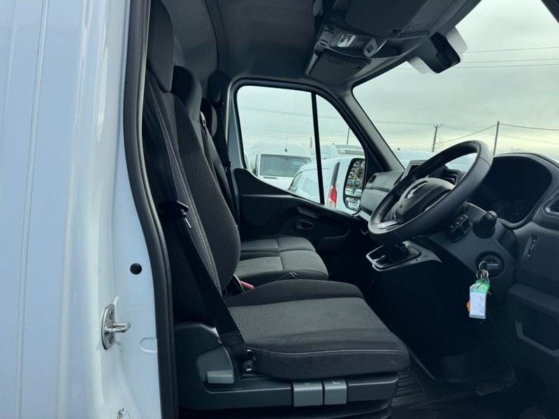 Used Renault Master 2023 for sale - 77880747: Photo 5