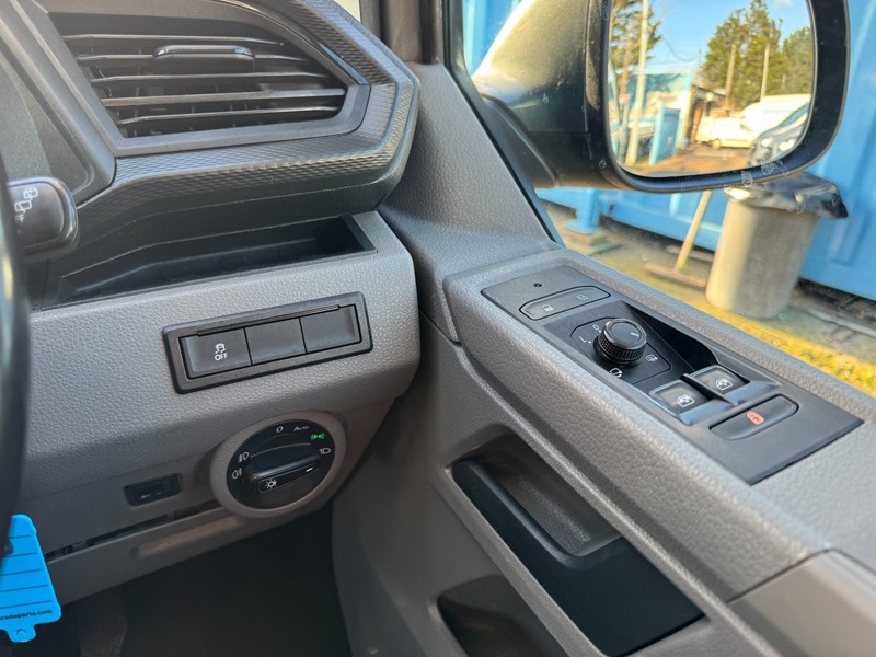Used Volkswagen Transporter 2020 for sale - 77584173: Photo 5