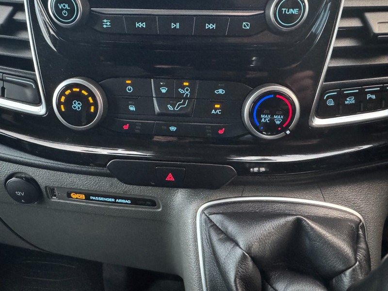 Used Ford Transit Custom 2022 for sale - 76482659: Photo 2