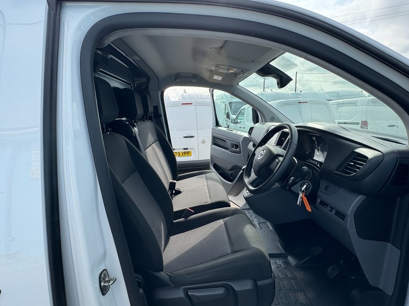 Used Vauxhall Vivaro 2022 for sale - 76119403: Photo 11