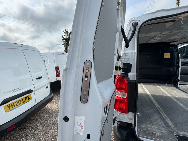 Used Vauxhall Vivaro 2022 for sale - 76119403: Photo 20