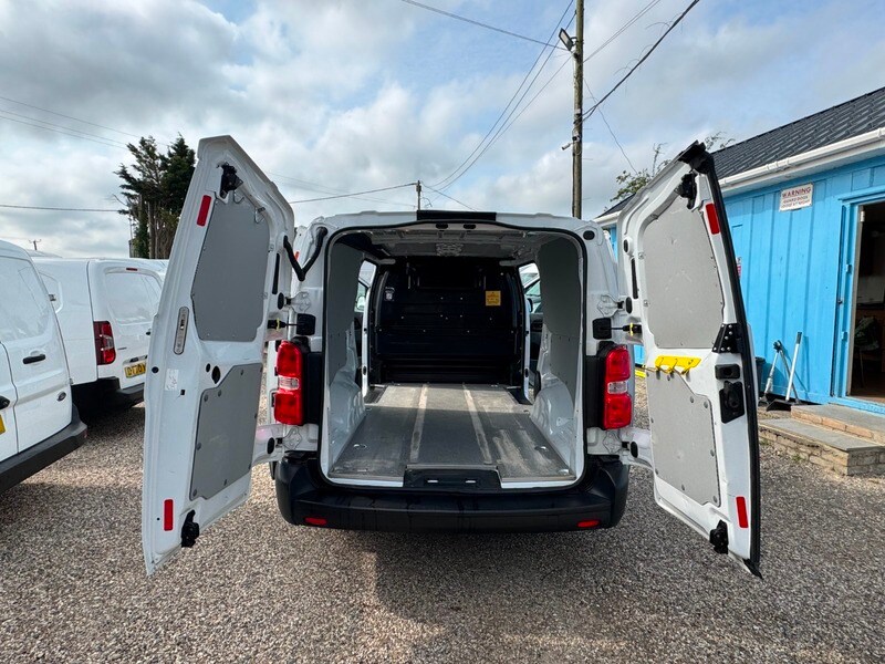 Used Vauxhall Vivaro 2022 for sale - 76119403: Photo 22