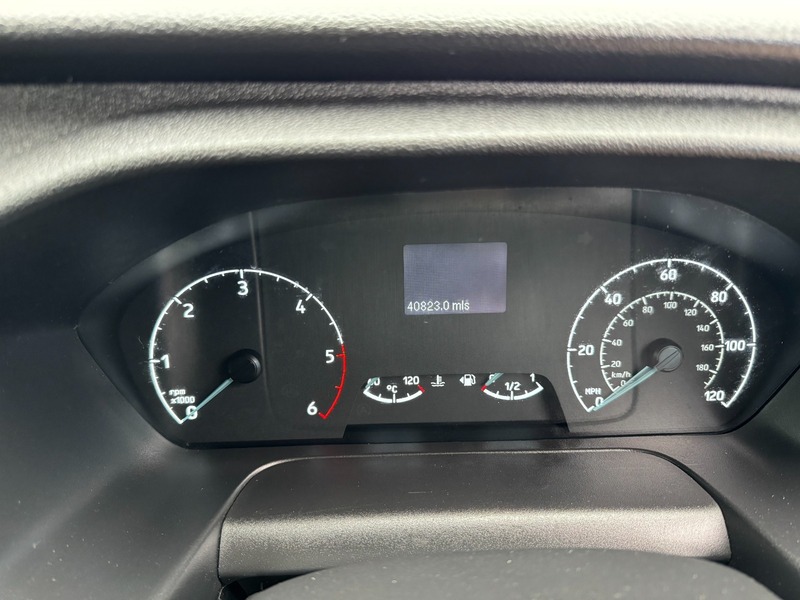 Used Ford Transit 2023 for sale - 76280606: Photo 2