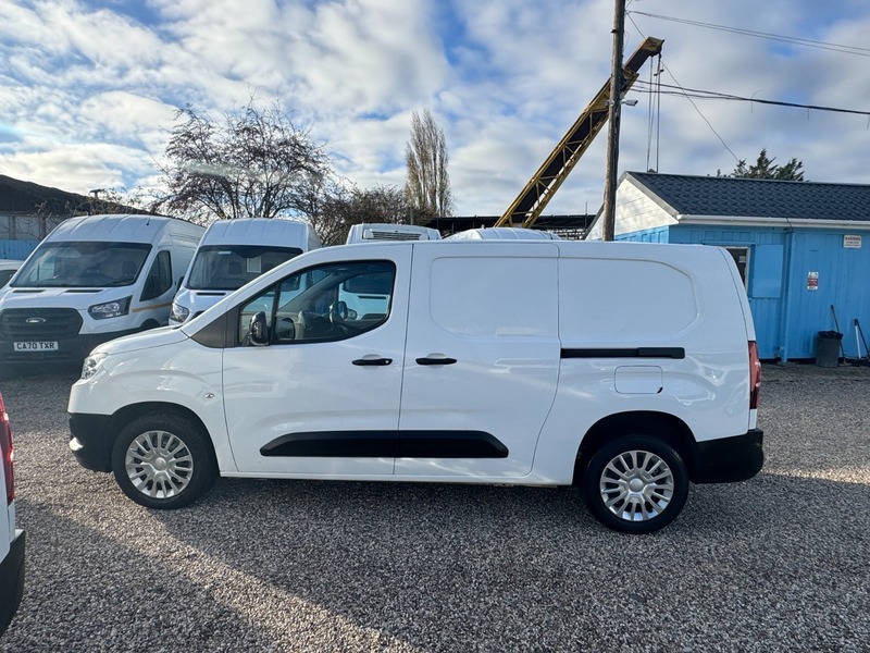 Used Toyota ProAce 2022 for sale - 76643087: Photo 15