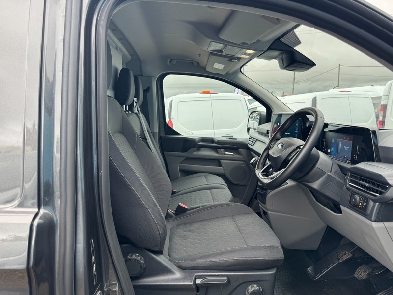 Used Ford Transit Custom 2024 for sale - 76686869: Photo 13