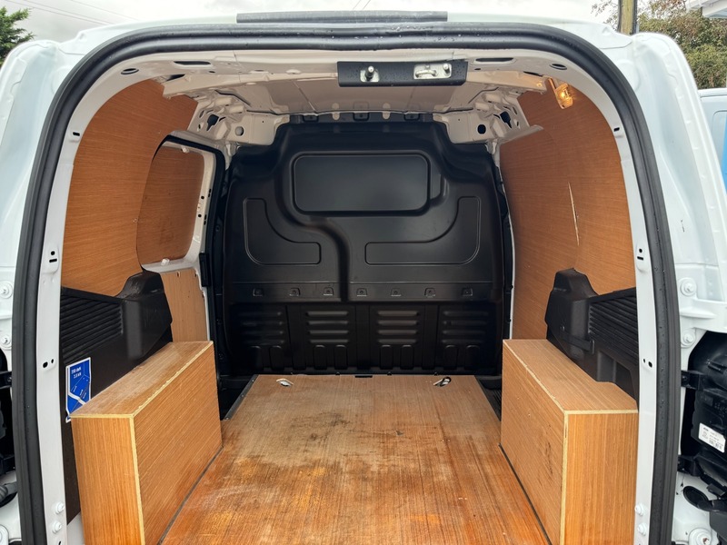 Used Ford Transit Courier 2020 for sale - 76583024: Photo 15