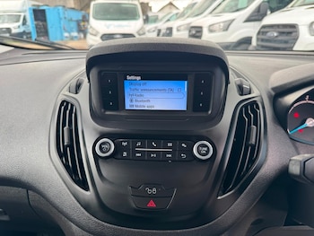 Used Ford Transit Courier 2020 for sale - 76583024: Photo