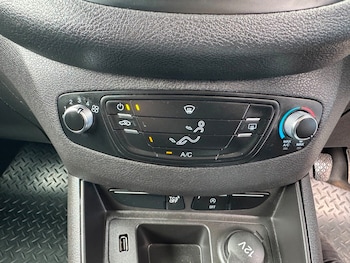 Used Ford Transit Courier 2020 for sale - 76583024: Photo