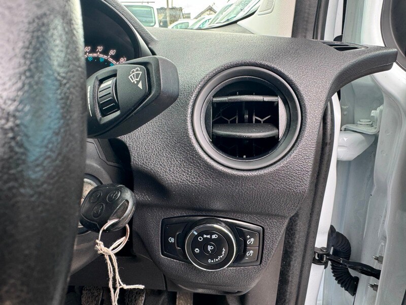 Used Ford Transit Courier 2020 for sale - 76583024: Photo 7