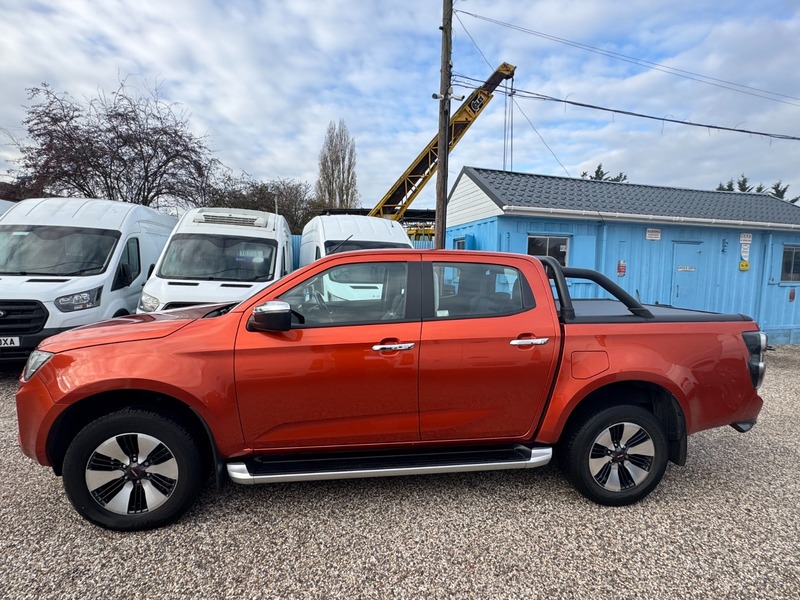 Used Isuzu D-Max 2021 for sale - 76631111: Photo 12