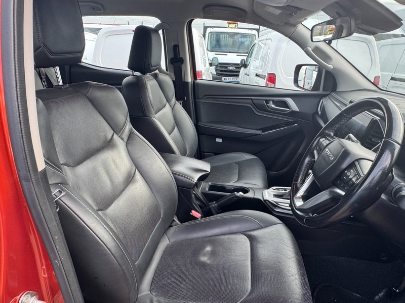 Used Isuzu D-Max 2021 for sale - 76631111: Photo 8