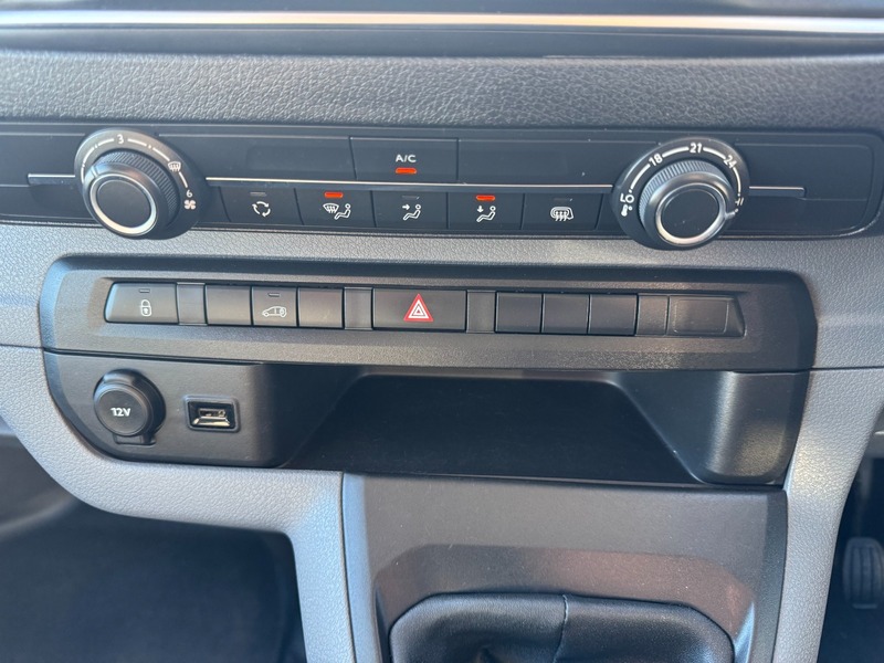 Used Vauxhall Vivaro 2021 for sale - 76119469: Photo 2