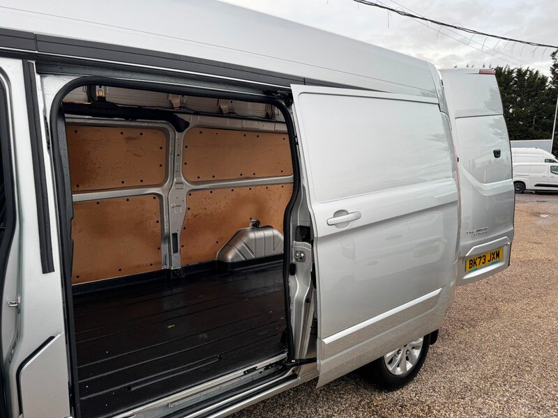 Used Ford Transit Custom 2023 for sale - 76863628: Photo 17