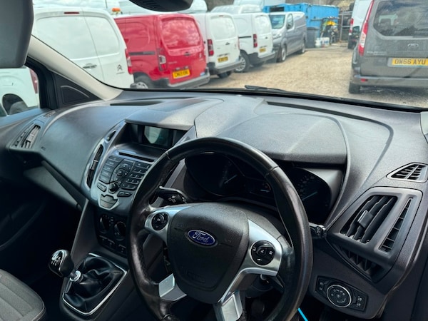 Used Ford Tourneo Connect 2017 for sale - 75488702: Photo 16