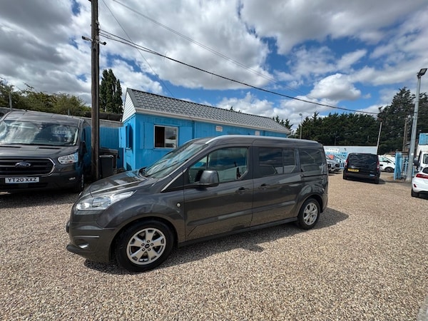 Used Ford Tourneo Connect 2017 for sale - 75488702: Photo 18