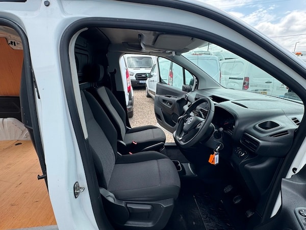 Used Vauxhall Combo 2020 for sale - 75347952: Photo 13