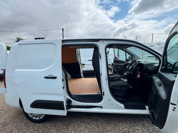 Used Vauxhall Combo 2020 for sale - 75347952: Photo 14
