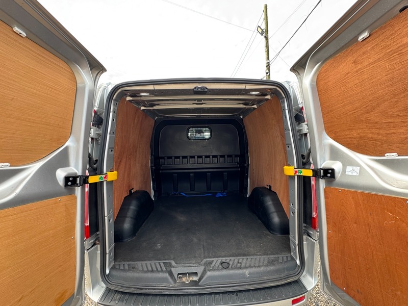 Used Ford Transit Custom 2023 for sale - 76133061: Photo 16