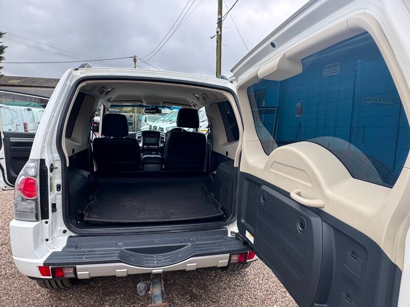 Used Mitsubishi Shogun 2016 for sale - 77821794: Photo 12