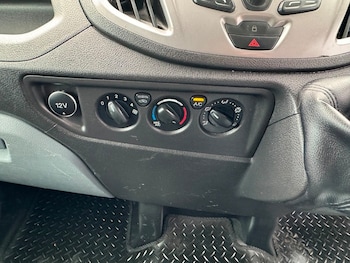 Used Ford Transit 2019 for sale - 76643145: Photo