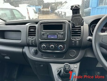 Used Renault Trafic 2019 for sale - 79494649: Photo