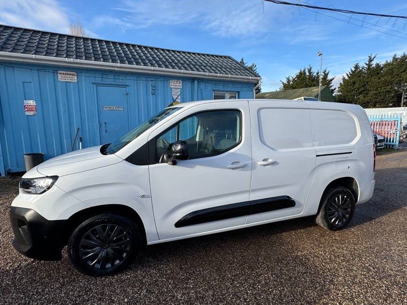 Used Citroen Berlingo 2024 for sale - 77129202: Photo 12