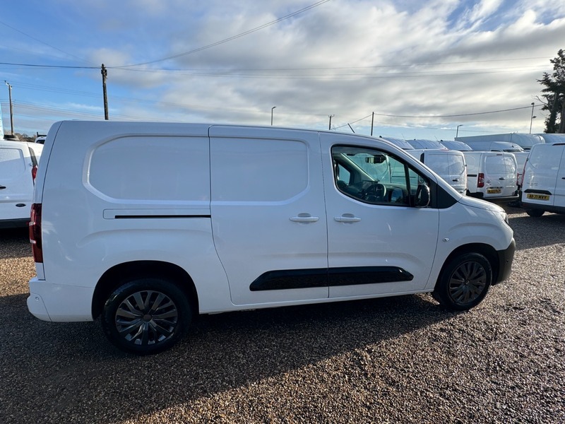 Used Citroen Berlingo 2024 for sale - 77129202: Photo 16