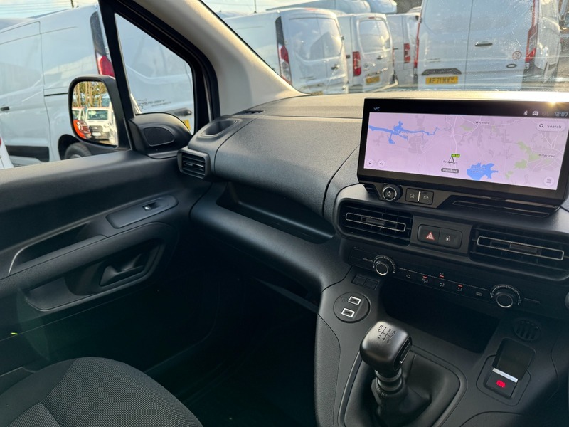 Used Citroen Berlingo 2024 for sale - 77129202: Photo 8