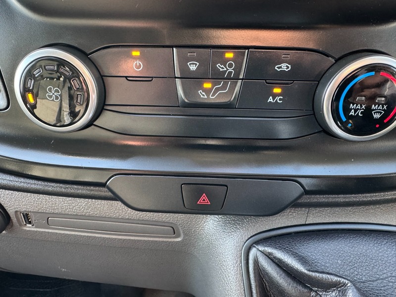 Used Ford Transit Custom 2021 for sale - 77668142: Photo 2