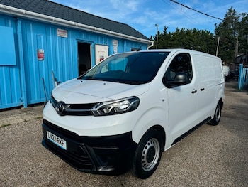 Used Toyota ProAce 2023 for sale - 76119446: Photo 2