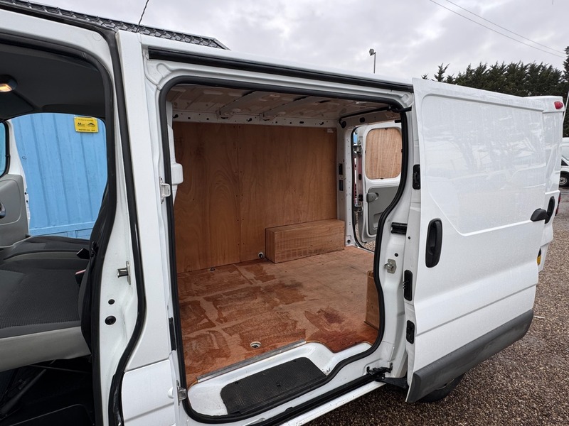 Used Vauxhall Vivaro 2011 for sale - 77508195: Photo 13